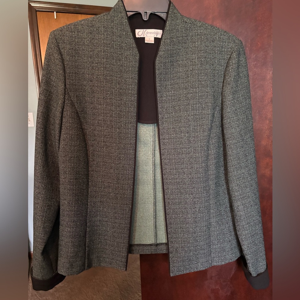 Dressbarn Green and Black Blazer